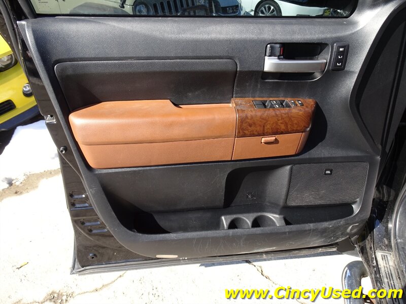 2010 Toyota Tundra Limited - Photo 31 - Cincinnati, OH 45255