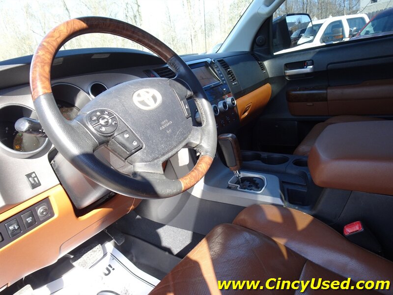 2010 Toyota Tundra Limited - Photo 13 - Cincinnati, OH 45255