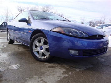 2001 Mercury Cougar   - Photo 10 - Cincinnati, OH 45255