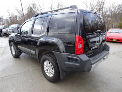 2015 Nissan Xterra S  4.0L V6 4X4 - Photo 8 - Cincinnati, OH 45255