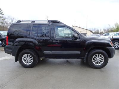 2015 Nissan Xterra S  4.0L V6 4X4 - Photo 5 - Cincinnati, OH 45255