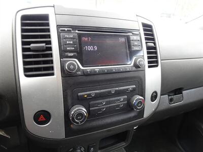 2015 Nissan Xterra S  4.0L V6 4X4 - Photo 16 - Cincinnati, OH 45255