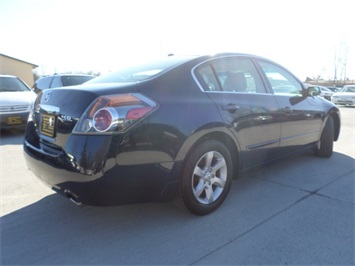 2007 Nissan Altima 2.5 S   - Photo 13 - Cincinnati, OH 45255