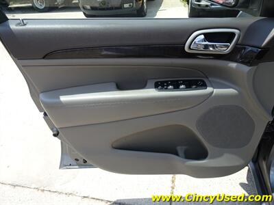 2012 Jeep Grand Cherokee Laredo X   - Photo 25 - Cincinnati, OH 45255