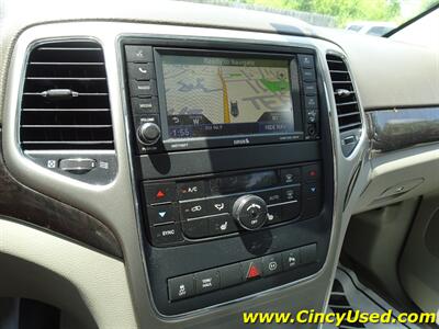 2012 Jeep Grand Cherokee Laredo X   - Photo 17 - Cincinnati, OH 45255