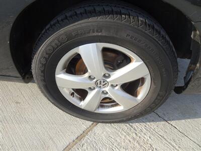 2011 Volkswagen Routan SE - Photo 31 - Cincinnati, OH 45255