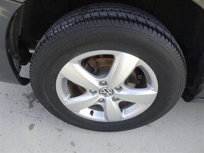2011 Volkswagen Routan SE - Photo 34 - Cincinnati, OH 45255