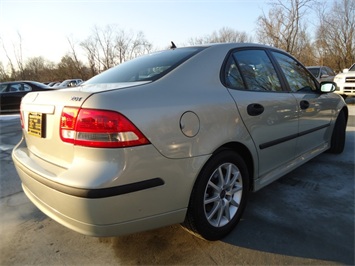 2005 Saab 9-3 ARC   - Photo 13 - Cincinnati, OH 45255