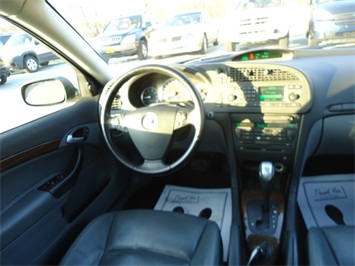 2005 Saab 9-3 ARC   - Photo 7 - Cincinnati, OH 45255