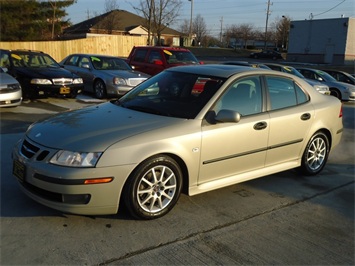 2005 Saab 9-3 ARC   - Photo 1 - Cincinnati, OH 45255