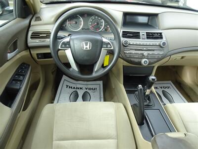 2009 Honda Accord LX-P  2.4L I4 FWD - Photo 9 - Cincinnati, OH 45255