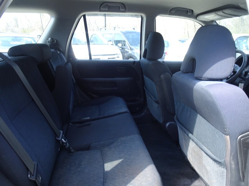 2005 Honda CR-V LX 2.4L I4 FWD - Photo 11 - Cincinnati, OH 45255