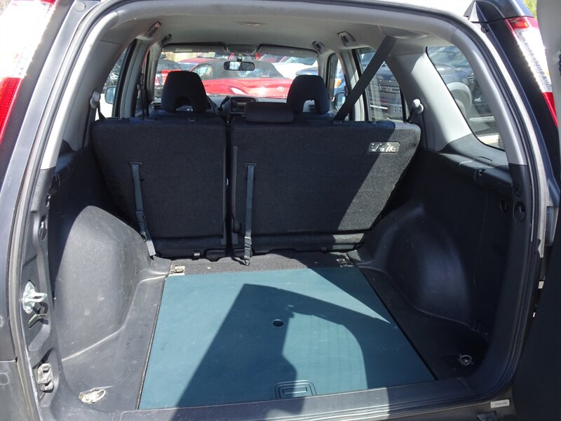 2005 Honda CR-V LX 2.4L I4 FWD - Photo 20 - Cincinnati, OH 45255