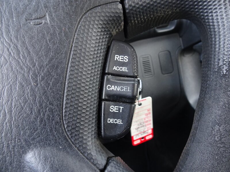2005 Honda CR-V LX 2.4L I4 FWD - Photo 18 - Cincinnati, OH 45255