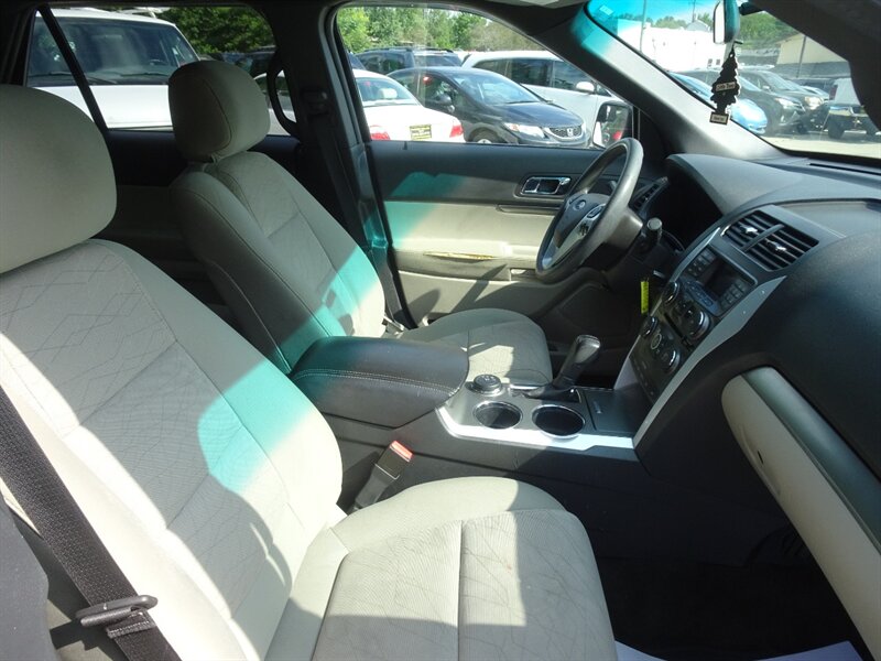 2012 Ford Explorer  AWD - Photo 10 - Cincinnati, OH 45255