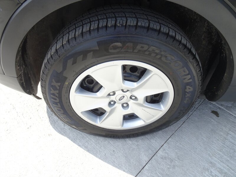 2012 Ford Explorer  AWD - Photo 32 - Cincinnati, OH 45255