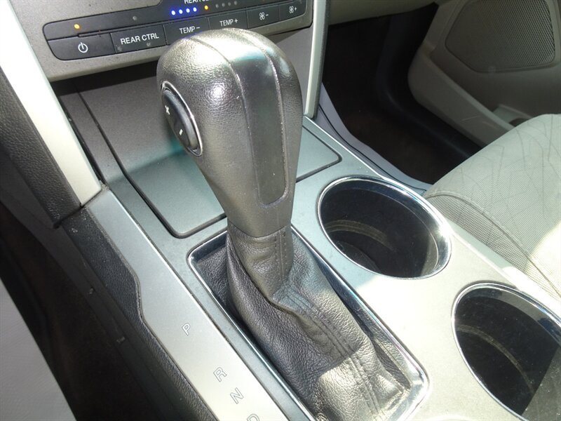 2012 Ford Explorer  AWD - Photo 22 - Cincinnati, OH 45255