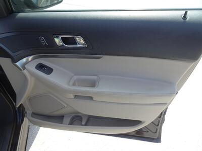 2012 Ford Explorer  AWD - Photo 28 - Cincinnati, OH 45255
