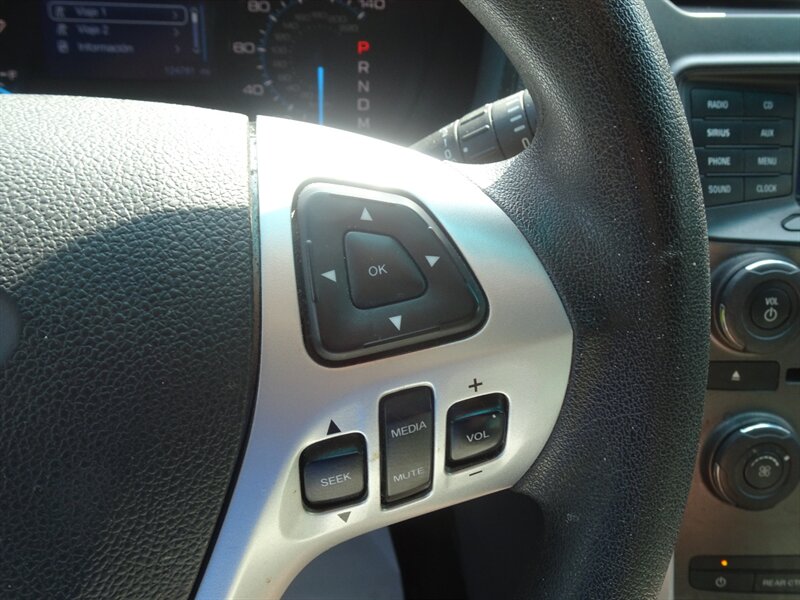 2012 Ford Explorer  AWD - Photo 19 - Cincinnati, OH 45255