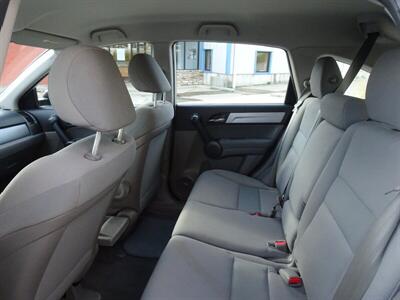 2011 Honda CR-V LX   - Photo 27 - Cincinnati, OH 45255