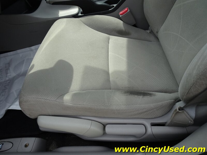2012 Honda Civic LX - Photo 24 - Cincinnati, OH 45255