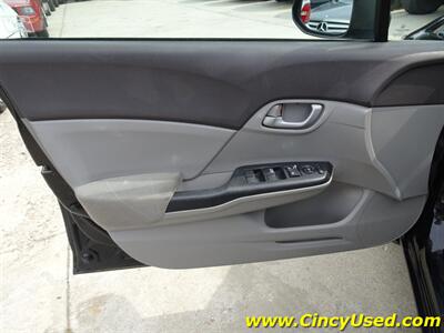 2012 Honda Civic LX   - Photo 26 - Cincinnati, OH 45255