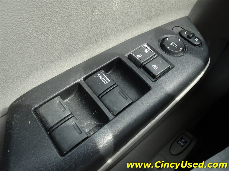 2012 Honda Civic LX - Photo 23 - Cincinnati, OH 45255