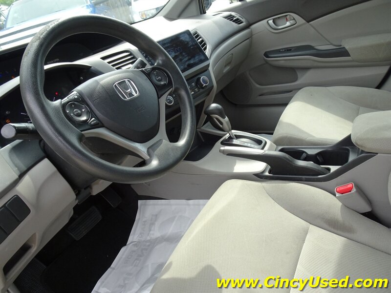 2012 Honda Civic LX - Photo 12 - Cincinnati, OH 45255