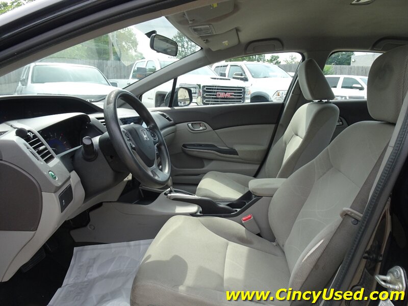 2012 Honda Civic LX - Photo 11 - Cincinnati, OH 45255