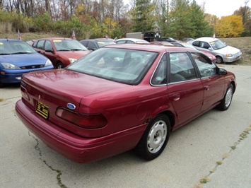 1995 FORD TAURUS   - Photo 6 - Cincinnati, OH 45255