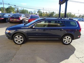 2011 Volvo XC70 T6   - Photo 10 - Cincinnati, OH 45255