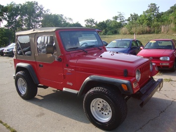 1997 Jeep Wrangler Sport   - Photo 1 - Cincinnati, OH 45255