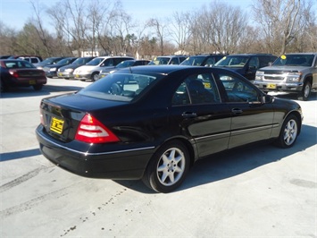 2001 Mercedes-Benz C Class C240   - Photo 6 - Cincinnati, OH 45255