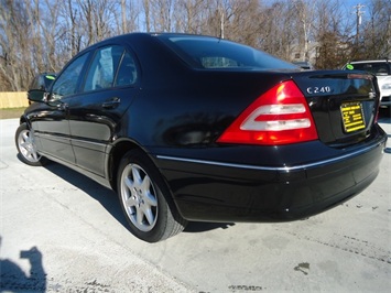 2001 Mercedes-Benz C Class C240   - Photo 12 - Cincinnati, OH 45255