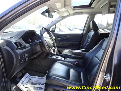 2019 Honda Pilot Touring   - Photo 11 - Cincinnati, OH 45255