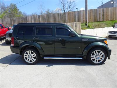 2010 Dodge Nitro SXT  3.7L V6 4WD - Photo 4 - Cincinnati, OH 45255