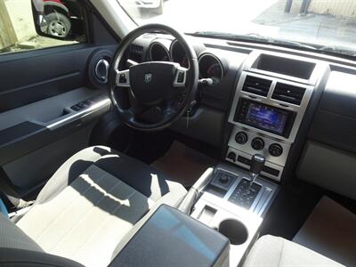 2010 Dodge Nitro SXT  3.7L V6 4WD - Photo 13 - Cincinnati, OH 45255