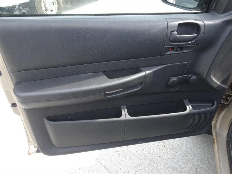 2003 Dodge Dakota - Photo 41 - Cincinnati, OH 45255