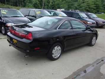 1999 Honda Accord LX   - Photo 5 - Cincinnati, OH 45255