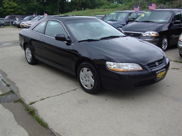 1999 Honda Accord LX   - Photo 1 - Cincinnati, OH 45255