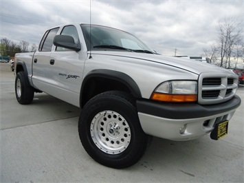 2001 Dodge Dakota Sport   - Photo 10 - Cincinnati, OH 45255