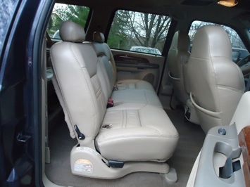 2001 Ford Excursion   - Photo 8 - Cincinnati, OH 45255