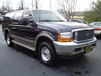 2001 Ford Excursion   - Photo 1 - Cincinnati, OH 45255