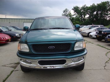 1998 Ford F150 XLT   - Photo 2 - Cincinnati, OH 45255