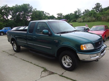 1998 Ford F150 XLT   - Photo 1 - Cincinnati, OH 45255