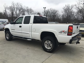 2006 GMC Sierra 2500HD SLT   - Photo 4 - Cincinnati, OH 45255