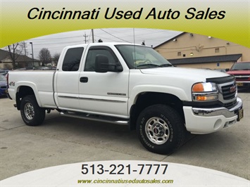 2006 GMC Sierra 2500HD SLT   - Photo 1 - Cincinnati, OH 45255