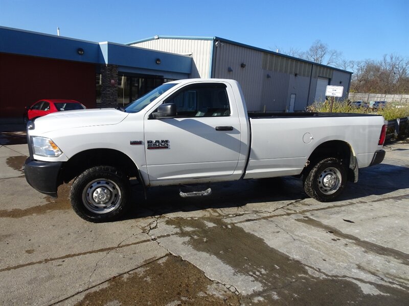 2013 RAM Ram Pickup 2500 Tradesman  HEMI V8 4X4 - Photo 5 - Cincinnati, OH 45255