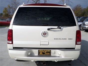2005 Cadillac Escalade ESV   - Photo 5 - Cincinnati, OH 45255