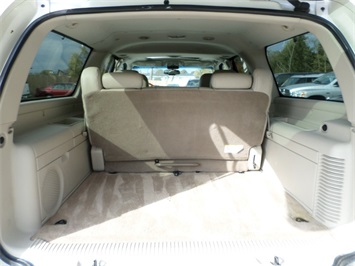 2005 Cadillac Escalade ESV   - Photo 29 - Cincinnati, OH 45255